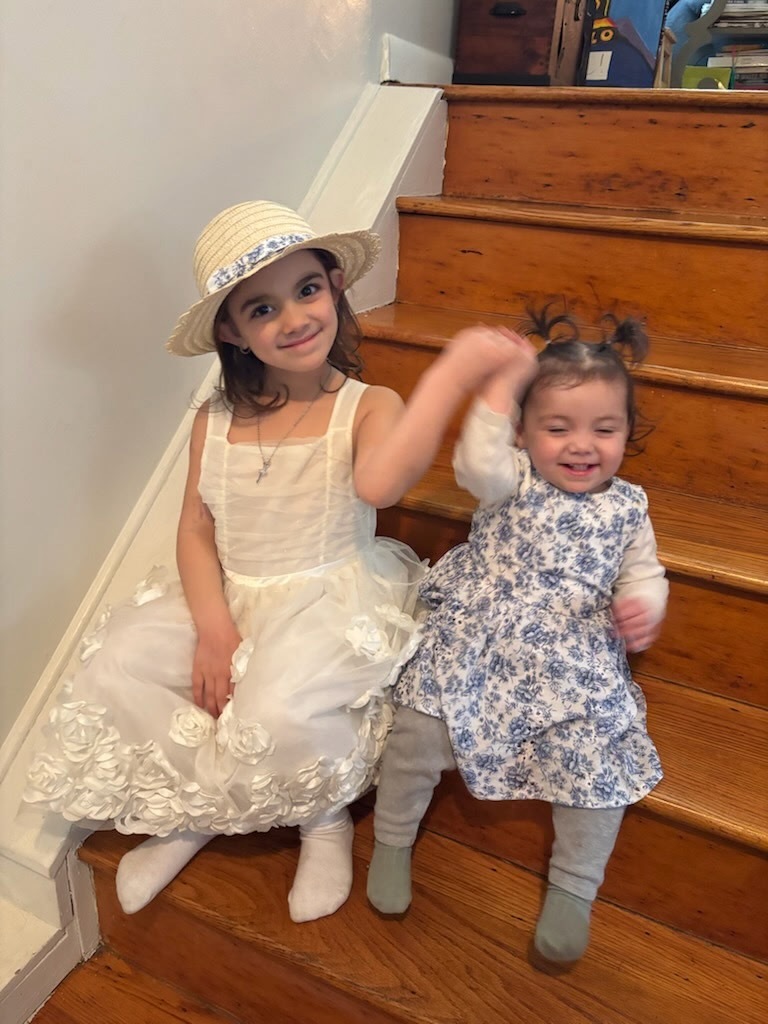 Toby&rsquo;s great-granddaughters Evie and Alexis.